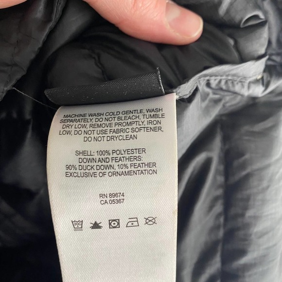 Women's Mountain Hardwear Marblemount Down Feather Black Parka with Hood-Medium - Picture 4 of 10